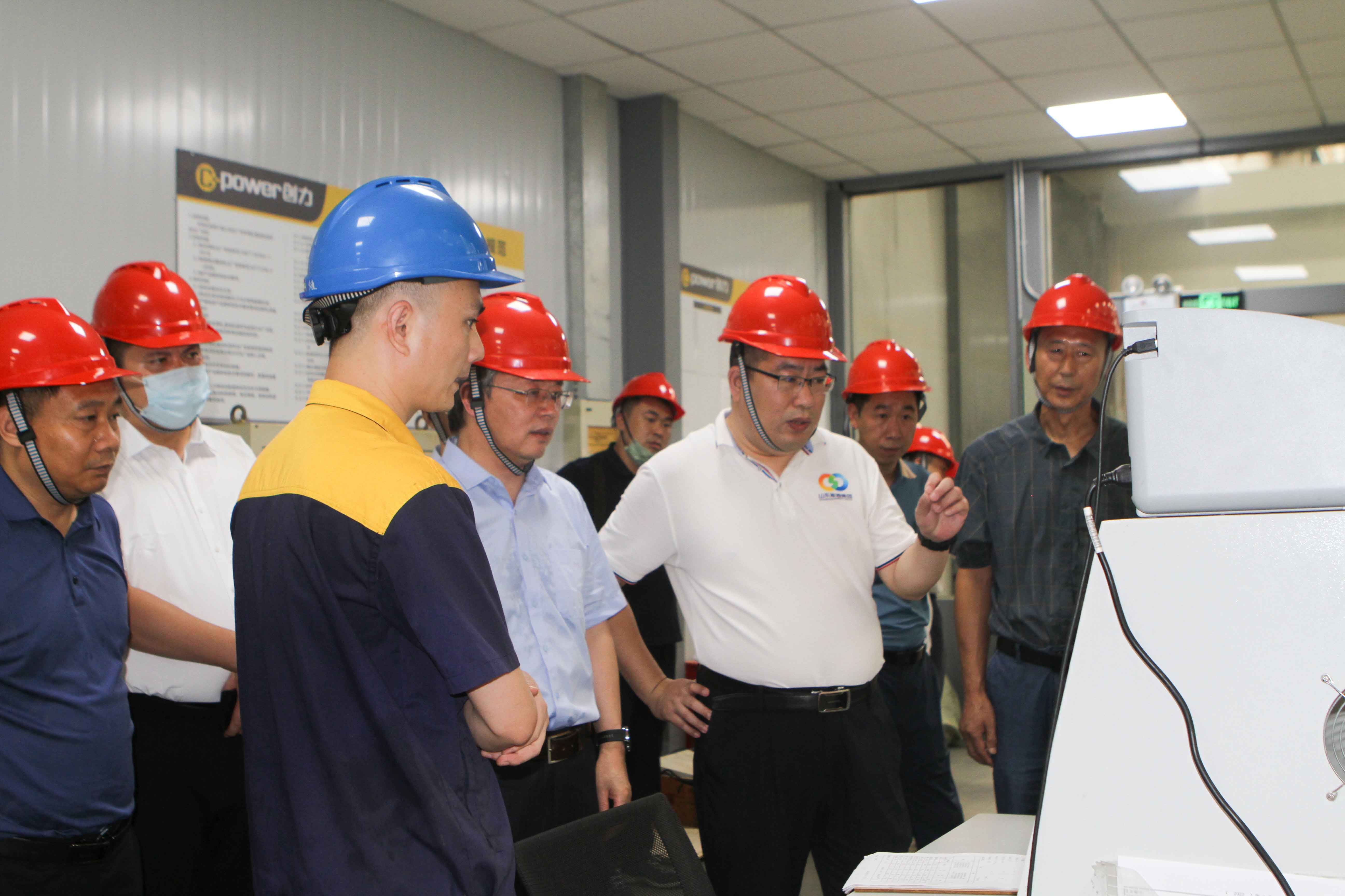 山能集團副總經理劉小平一行來我公司考察指導(圖2)