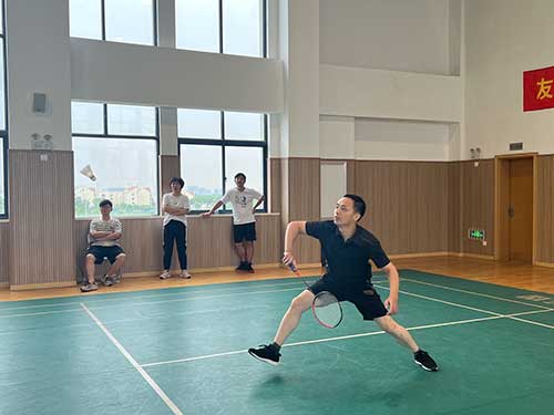 上海創力集團成功舉辦2023年重固鎮職工羽毛球比賽(圖4)