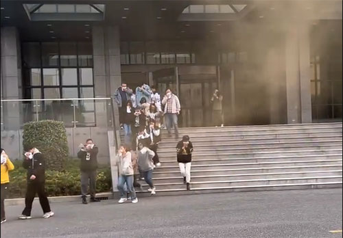 圖片1.jpg 開展應急演練? 強化應急安全處置能力——上海創力集團開展消防演習活動(圖1)