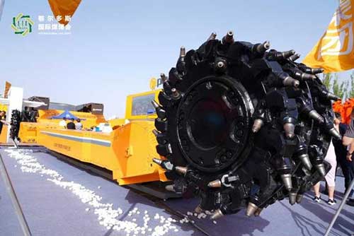 上海創(chuàng)力集團參展第十八屆鄂爾多斯國際煤博會取得圓滿成功(圖6)