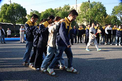 同心協力1.jpg 秋韻飛揚 活力綻放 | 上海創力集團秋季運動會取得圓滿成功(圖7)