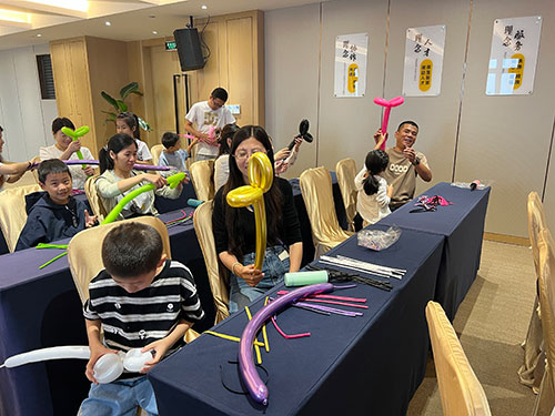 【月滿華誕 匠心傳情】創力集團舉辦“團圓慶華誕”親子活動?(圖3)